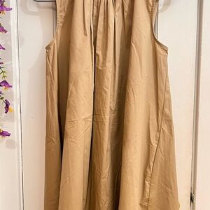 Banana Republic Sleeveless Beige Dress